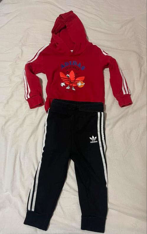 Adidas trainingspak voor peuter, Kinderen en Baby's, Babykleding | Overige, Zo goed als nieuw, Ophalen