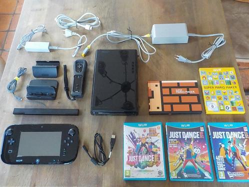 Nintendo Wii U console spelcomputer compleet met games, Games en Spelcomputers, Spelcomputers | Nintendo Wii U, Gebruikt, Met 2 controllers