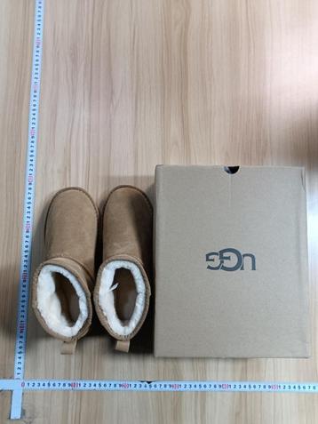 Nieuw UGG boots cognac Laatste stuks Maat 37 en 42 beschikbaar voor biedingen