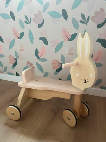 Vélo quadricycle Trixie - lapin  disponible aux enchères