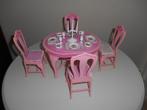 Barbie eetkamer (vintage), Kinderen en Baby's, Speelgoed | Poppen, Ophalen, Zo goed als nieuw, Barbie