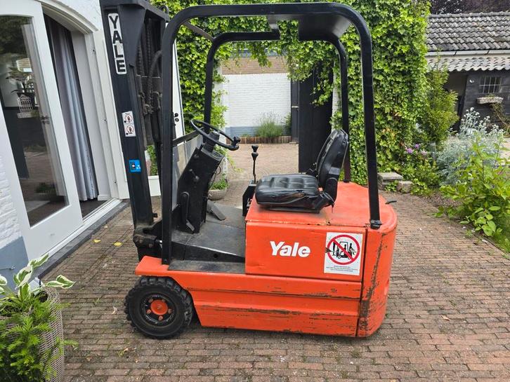 Heftruck yale 1500 kilo ,electrische, Zakelijke goederen, Machines en Bouw | Heftrucks en Intern transport, Heftruck, Ophalen