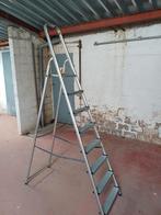 Ladder 8 treden, Ophalen, Zo goed als nieuw, Ladder