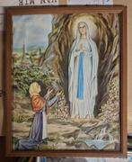 Cadre st Bernadette 26cm sur 32cm en relief, Antiquités & Art, Antiquités | Objets religieux, Enlèvement ou Envoi