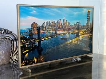 PHILIPS SMART TV ALBILIGHT beschikbaar voor biedingen
