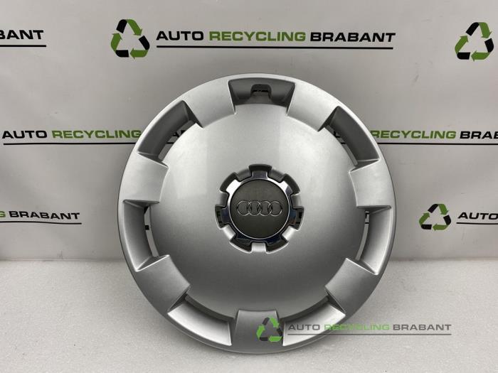 Enjoliveur d'un Audi A3, Autos : Pièces & Accessoires, Pneus & Jantes, Utilisé, 3 mois de garantie, Enlèvement ou Envoi