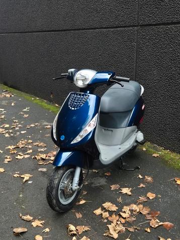 Piaggio zip 2t A klasse 8k km beschikbaar voor biedingen