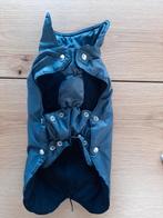 Wouapy hondenjas ruglengte 34, Animaux & Accessoires, Vêtements pour chiens, Enlèvement ou Envoi, Comme neuf, Manteau pour chien