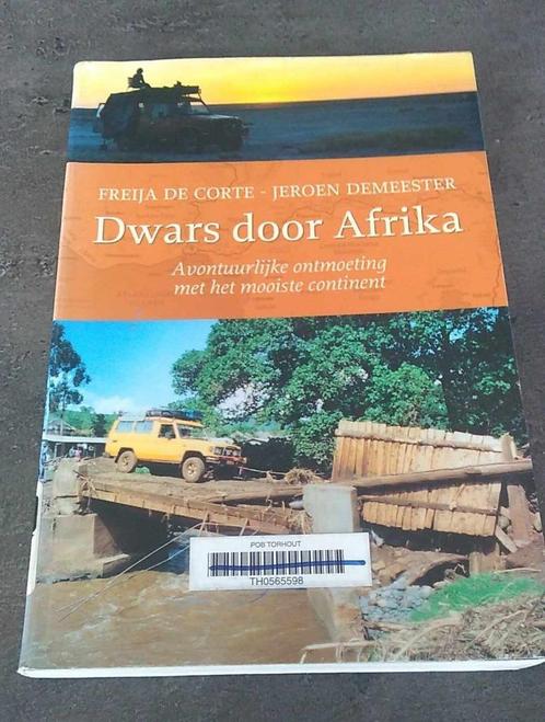 dwars door Afrika, Livres, Récits de voyage, Utilisé, Afrique, Enlèvement ou Envoi