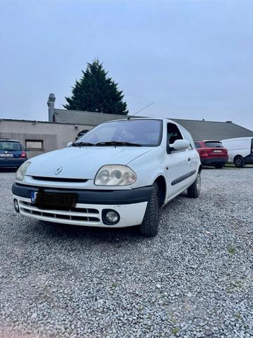 Renault Clio 2 beschikbaar voor biedingen