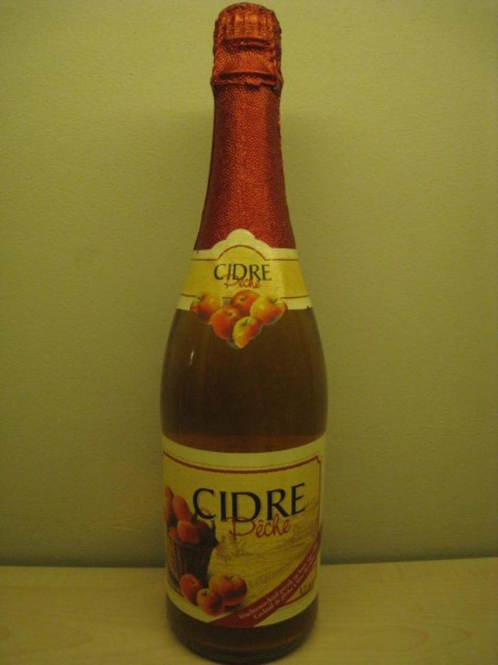 Fles Cider Peche, vruchtencocktail perzik op basis van cider, Verzamelen, Wijnen, Ophalen