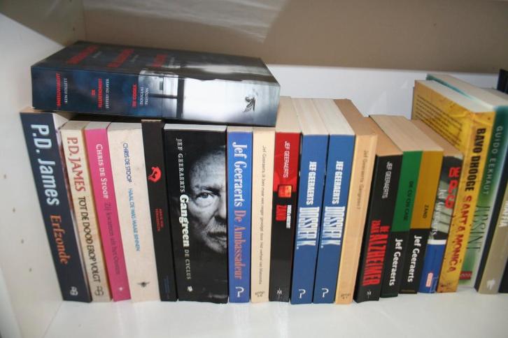 Collectie boeken Thrillers R26, Boeken, Detectives, Ophalen of Verzenden