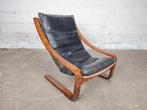 Vintage fauteuil met lederen kussen, Huis en Inrichting, Ophalen, ., Zo goed als nieuw, .