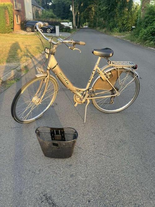 Damesfiets Norta – inclusief mandje & ingebouwd slot, Fietsen en Brommers, Fietsen | Dames | Damesfietsen, Zo goed als nieuw, Overige merken