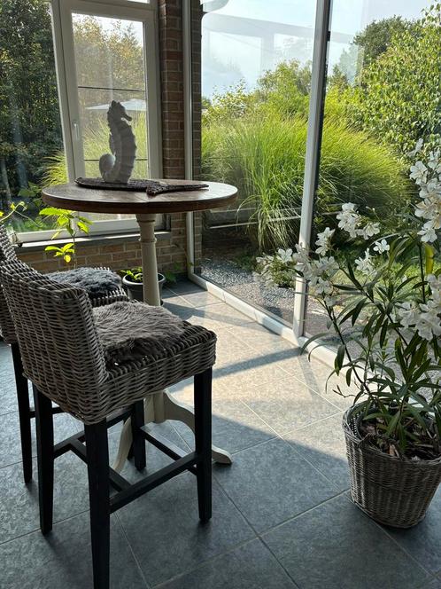 Bistro-set Riviera Maison stijl, Huis en Inrichting, Tafels | Statafels, Zo goed als nieuw, Ophalen