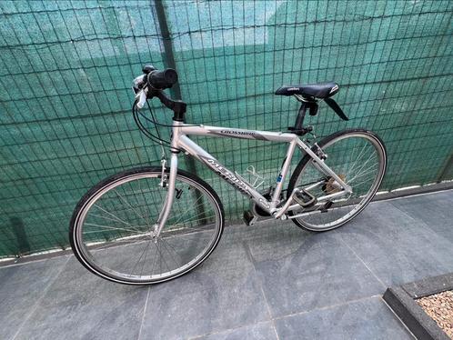 Merida Crossway 8100 Hybride Fiets – Comfortabel & Licht, Fietsen en Brommers, Fietsen | Mountainbikes en ATB, Merida, Ophalen