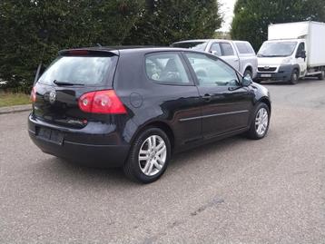 Golf5 tour / 2007 / benzine Euro 4 / 1.389cc / 59 kw