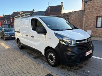 Opel vivaro (TVA RÉCUPÉRABLE 21%) disponible aux enchères