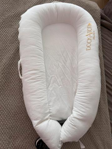 DockATot Deluxe+ Baby Mandje - Zo Goed Als Nieuw! beschikbaar voor biedingen