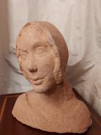 Groot borstbeeld vrouw in Terracotta, Antiquités & Art, Enlèvement ou Envoi