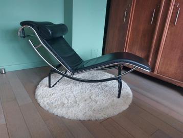 Chaise longue beschikbaar voor biedingen