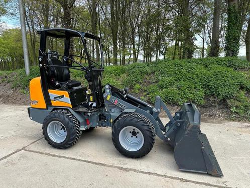 Giant G1500 x-tra mini shovel loader (bj 2024), Articles professionnels, Machines & Construction | Jardin, Parc & Sylviculture