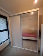 Garderobe met dubbele schuifdeur, Huis en Inrichting, Ophalen, Overige materialen, Gebruikt, 200 cm of meer