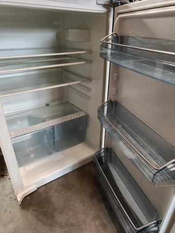 Inbouwkoelkast aeg 150l, Elektronische apparatuur, Ophalen, Zo goed als nieuw