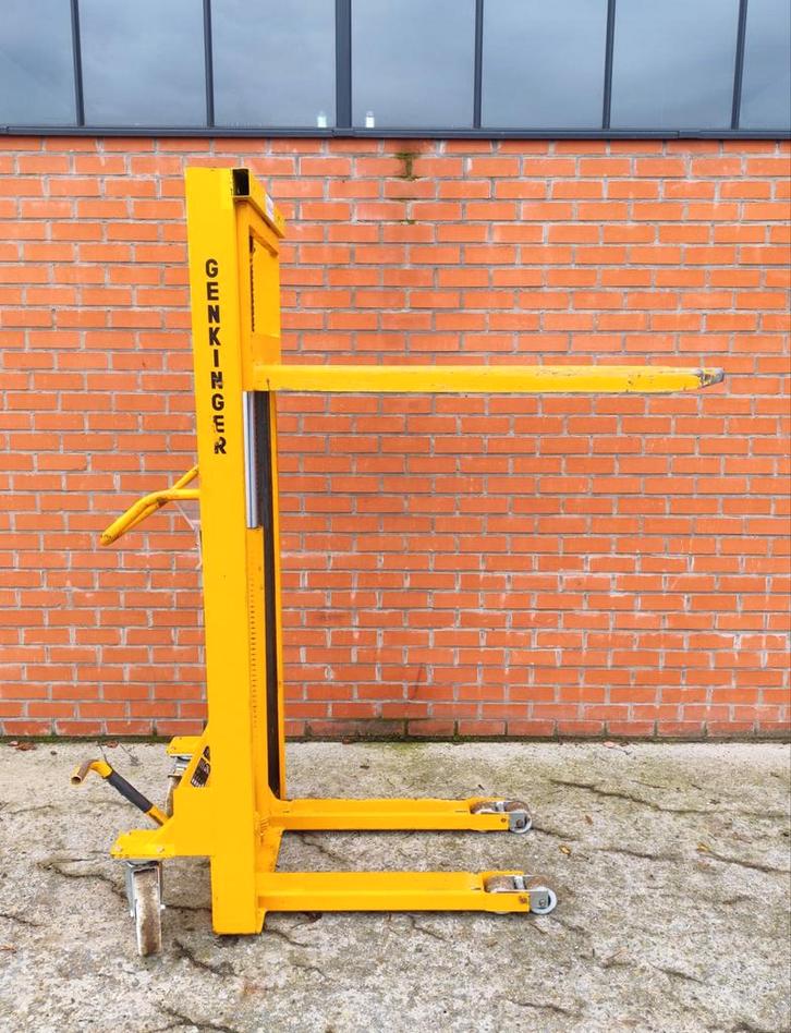 Stapelaar • hoogheffer • lift, Doe-het-zelf en Bouw, Palletwagens en Pompwagens, Zo goed als nieuw, Ophalen