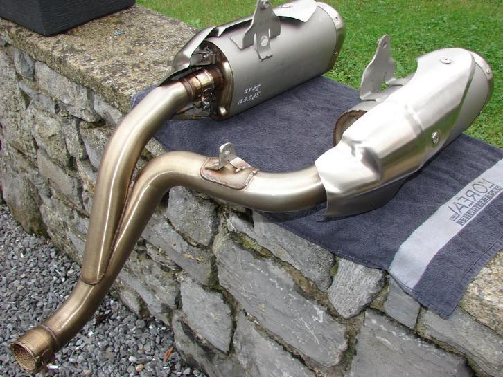 Triumph speed triple 1050 silencieux d' origine 2011-2014 im, Motoren, Accessoires | Overige, Nieuw, Ophalen