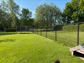 40 m omheining 1,8 h met betonplint 30 cm beschikbaar voor biedingen