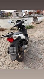 Sym sr 50cc 8000km, Fietsen en Brommers, Ophalen, Zo goed als nieuw