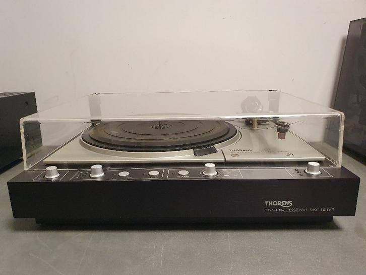 Platenspeler / Turntable Thorens TD 524, Audio, Tv en Foto, Platenspelers, Platenspeler, Thorens, Ophalen