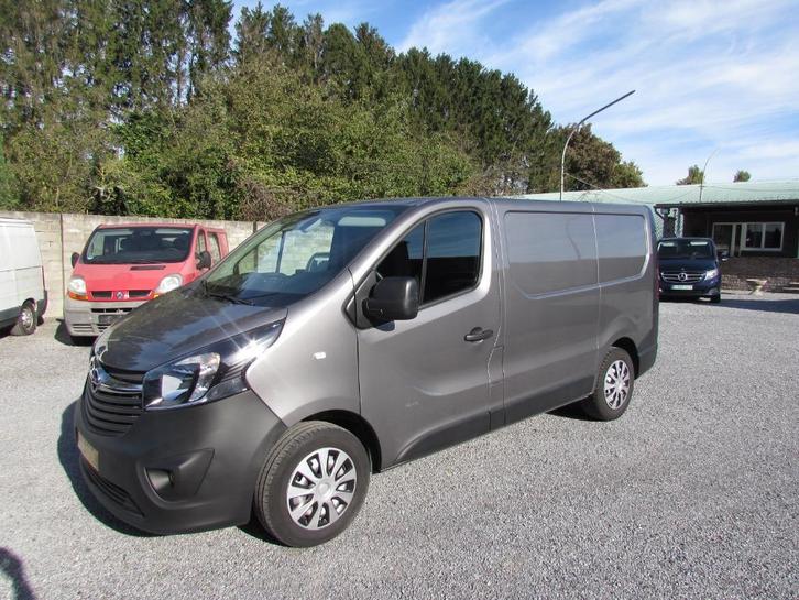 OPEL VIVARO L1 H1 FULL OPTION 54.000KLM 13950€, Auto's, Bestelwagens en Lichte vracht, Bedrijf, Achteruitrijcamera, Airbags, Airconditioning