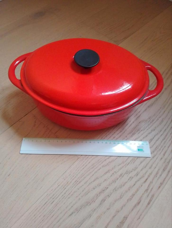 Kookpot geëmailleerd gietijzer 30 cm, Huis en Inrichting, Keuken | Potten en Pannen, Zo goed als nieuw, Gietijzer, Ophalen of Verzenden