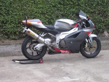 aprilia RSV1000 beschikbaar voor biedingen
