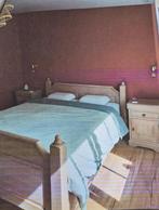 prachtig licht eiken bed en 2 nachtkastjes, Huis en Inrichting, Slaapkamer | Nachtkastjes, Ophalen, Zo goed als nieuw