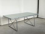 “Moment” coffeetable door Niels Gammelgaard, Ophalen