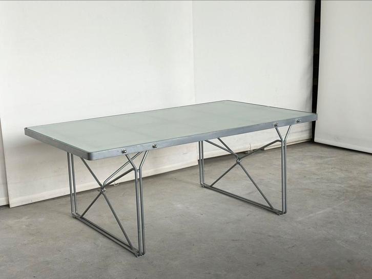 “Moment” coffeetable door Niels Gammelgaard, Antiek en Kunst, Antiek | Meubels | Tafels, Ophalen