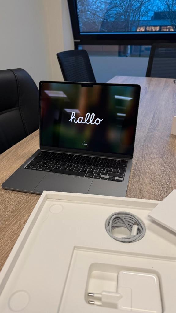 2 X MacBook Air M3 13.6 inch – 16GB RAM – 512GB SSD – AZERTY, Computers en Software, Apple Macbooks, Zo goed als nieuw, MacBook