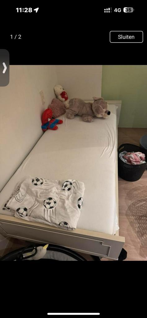 bed, Huis en Inrichting, Slaapkamer | Bedden, Zo goed als nieuw, Ophalen