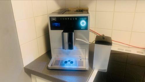 Volautomatisch koffiemachine Melitta 970-101 ci, Elektronische apparatuur, Koffiezetapparaten, Zo goed als nieuw, Gemalen koffie