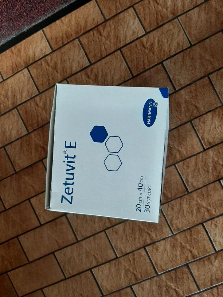 Zetuvit E 20 x 40 cm - 30 stuks, Divers, Matériel Infirmier, Neuf, Enlèvement