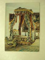 54041 - CHATEAU DE BELOEIL -  LIT A BALDAQUIN LOUIS XVI, Envoi