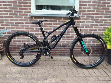 Nukeproof Pulse 27.5 Downhill Large beschikbaar voor biedingen