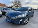 Ford Focus 1.5 TDCI 120PK CLIPPER NAVIGATIE CARPLAY TREKHAAK, Auto's, Stof, 4 cilinders, Blauw, 120 pk