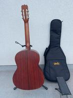 Akoestische gitaar met toebehoren., Muziek en Instrumenten, Ophalen, Zo goed als nieuw