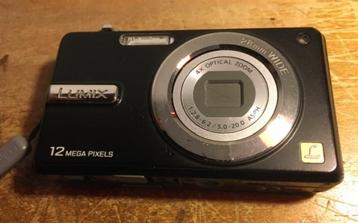 RetroElectricPari  FOTOTOESTEL PANASONIC LUMIX. beschikbaar voor biedingen