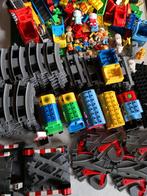 Grote partij Lego Duplo - trein en treinsporen, figuren etc, Duplo, Ophalen