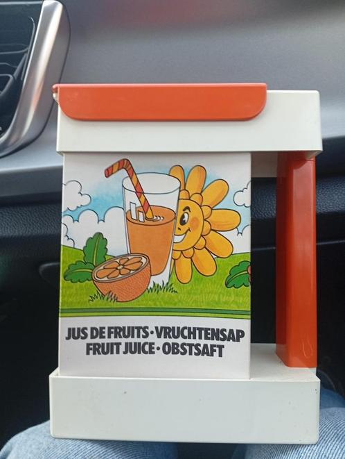 Vintage plastic schenkprikker uit de jaren 70 van het merk, Antiek en Kunst, Antiek | Keramiek en Aardewerk, Ophalen